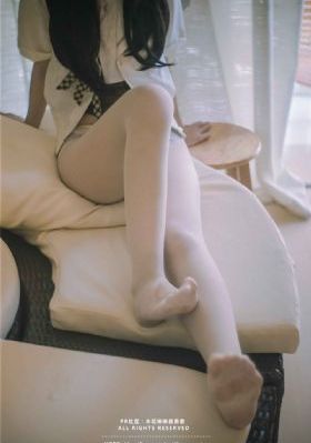扒开腿挺进小舞湿润的花苞视频_全集在线观看