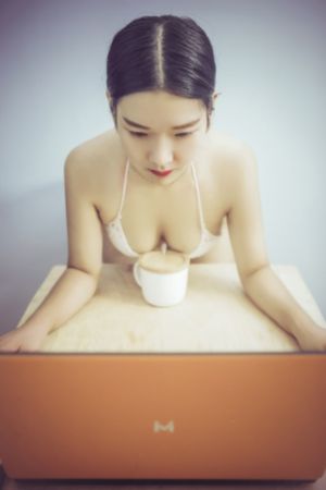 通奸在线观看_剧情片动漫免费观看