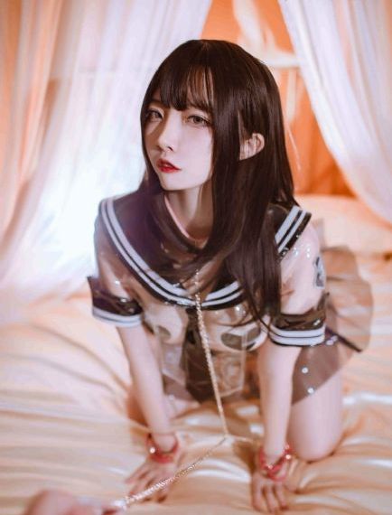 美丽小密逃_国产剧神马在线观看